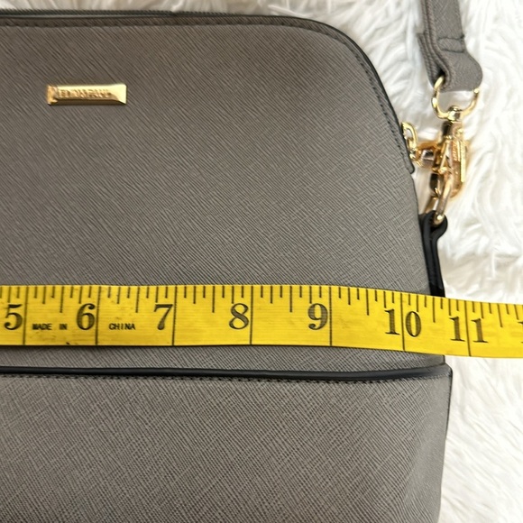 NWOT Elim & Paul Women’s crossbody Bag and Wallet set - Picture 7 of 10